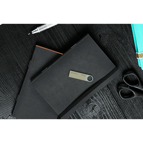 V4H31F78653B778EC20941261E3A2E99014R6463675P9