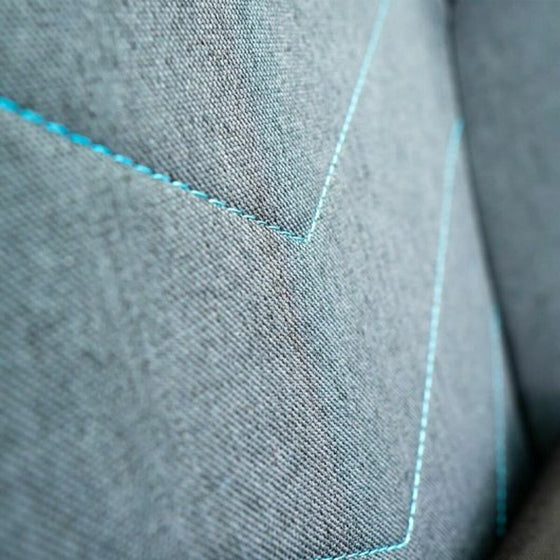 V2H76074648A3788F7961584F56095B4EC4R6994859P9